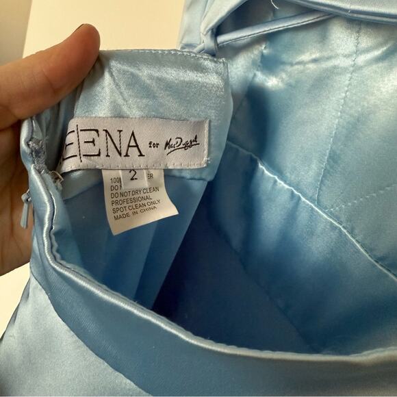 IEENA FOR MAC DUGGAL Satin Strappy-Back High Slit Gown in Powder Blue Size 2 - Picture 4 of 5